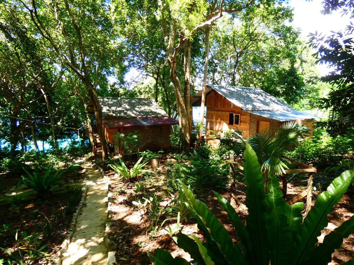 Santi Garden Bungalows Iboih Eksteriør billede
